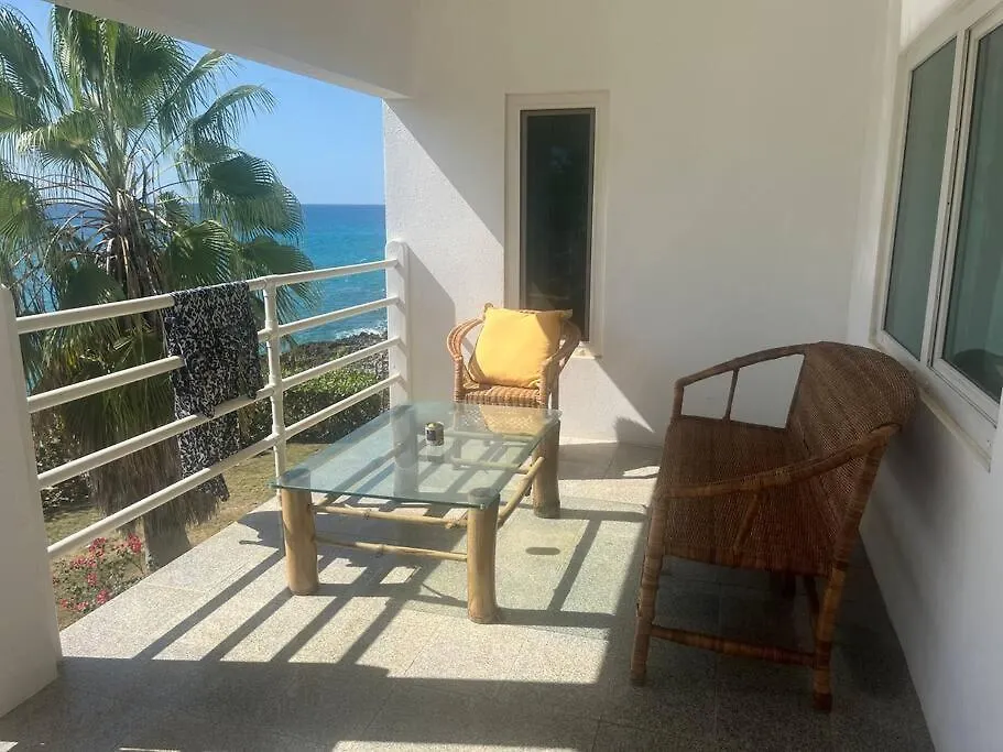 Whispering Clouds Beach House Sandy Ground Jamaica